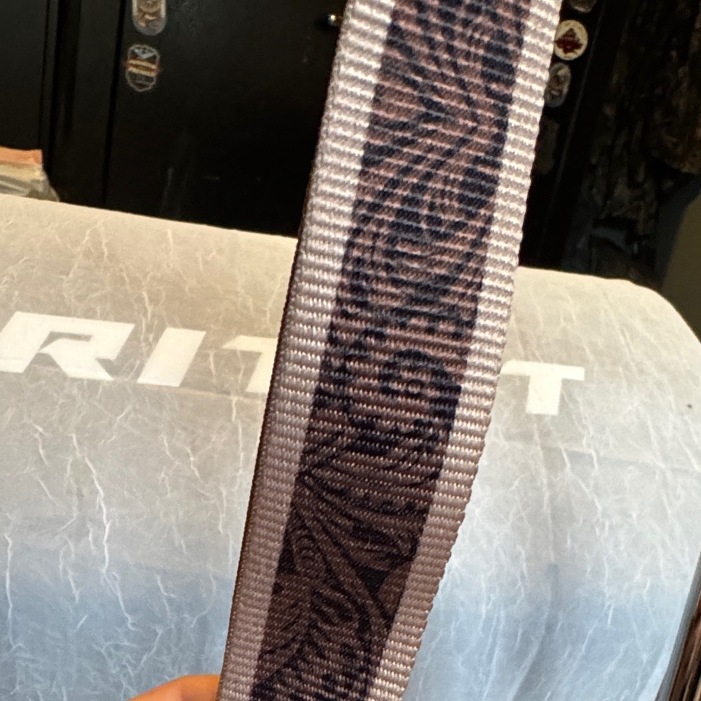 Wrangler Cream and Brown Embroidered Crossbody Bag - Picture 4 of 7